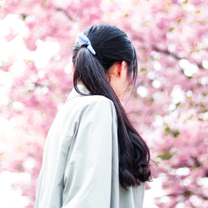 扒掉乳罩露出奶头壁纸
