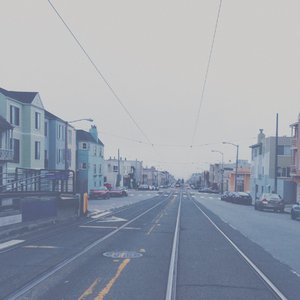 扒掉乳罩露出奶头壁纸
