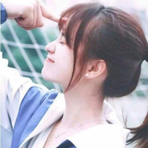 扒掉乳罩露出奶头壁纸
